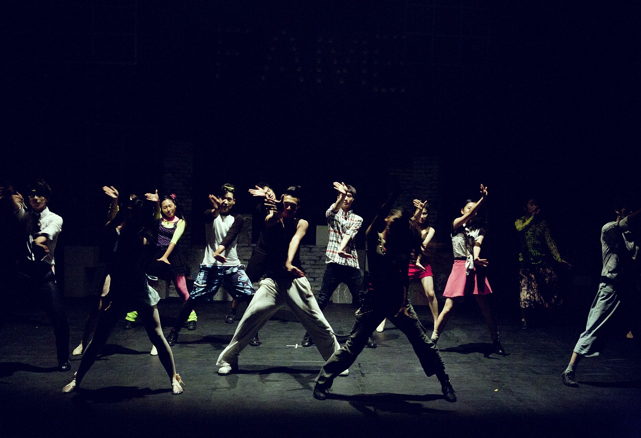dance-430554_1280